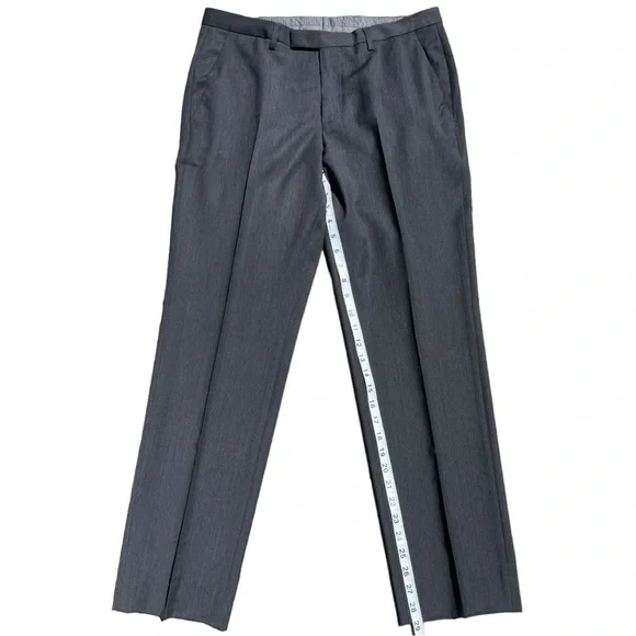 Grey Hugo Boss Dress Pants (32) - Picture 5 of 6